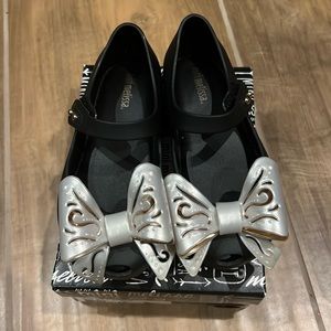 Mini Melissa Mary Jane shoes size 10. Gently used